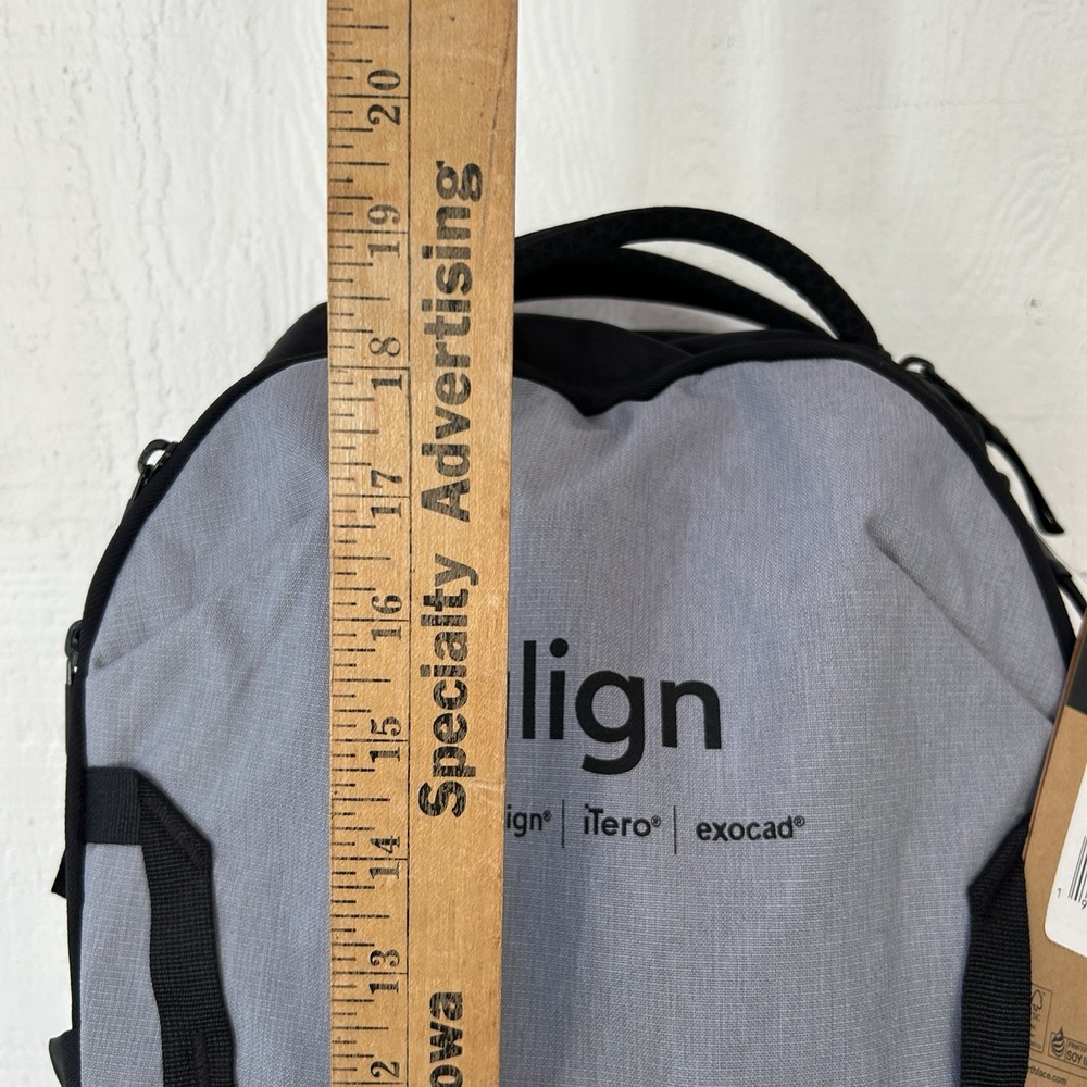 The North Face Stalwart Laptop Backpack Black/Gray Invisalign Logo BNWT - Picture 5 of 14